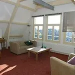 The Bridge 3*