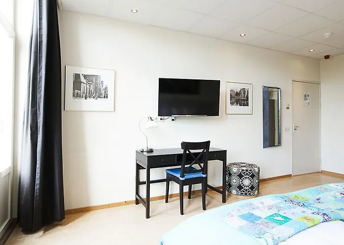 The Bridge Hotel Ámsterdam