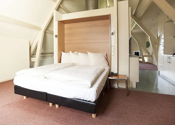 The Bridge Ámsterdam