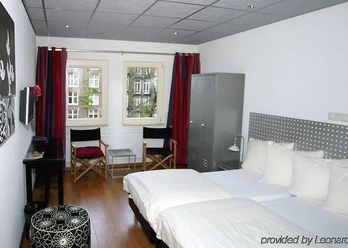 The Bridge Hotel Ámsterdam