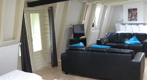 The Bridge 3* Ámsterdam