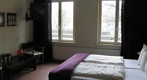 The Bridge Hotel Ámsterdam