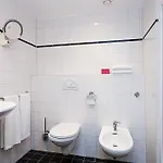 Hotel The Bridge 3*